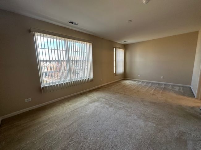 481 Town Center Blvd, Townhouse with 2 bedrooms, 3 bathrooms and 2 parking in Gilberts IL | Image 17