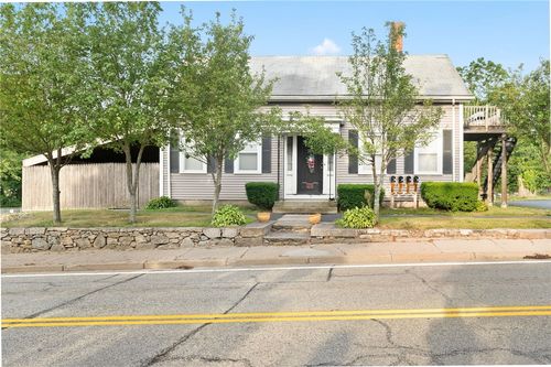 18 S Main St, Coventry, RI, 02816-5721 | Card Image