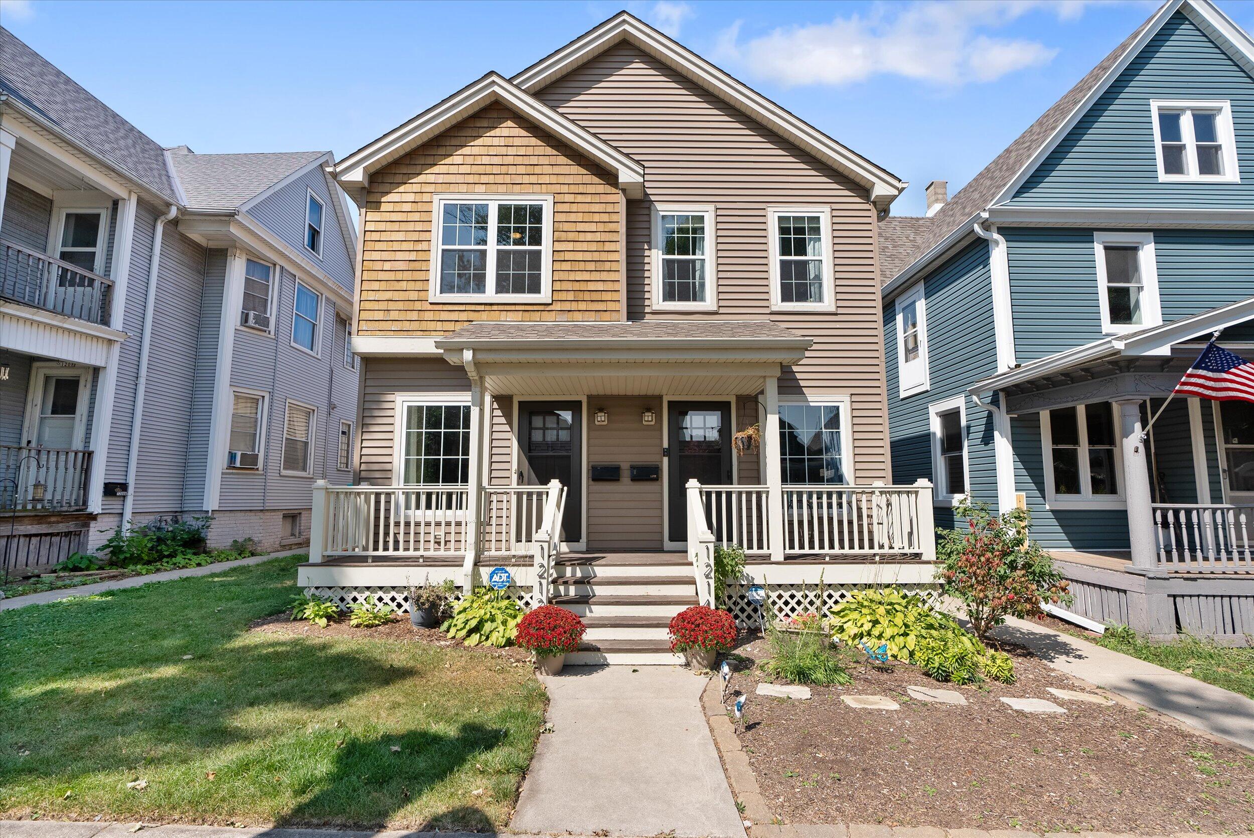 Russell Ave, Milwaukee, WI 53207