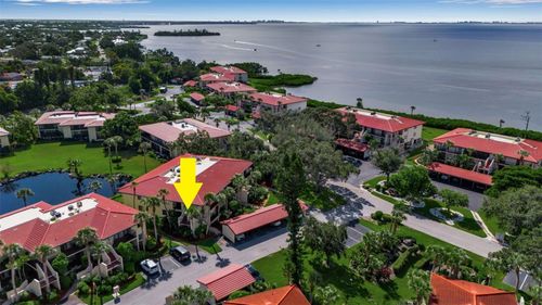 apt-305-6472 Seagull Dr, BRADENTON, FL, 34210-4332 | Card Image