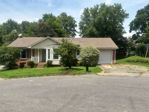 1004 Reelfoot Ct, Nashville, TN, 37214-4047 | Card Image