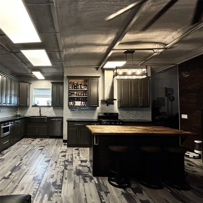 1006 23 Rd St, House other with 2 bedrooms, 2 bathrooms and 10 parking in San Leon TX | Image 11