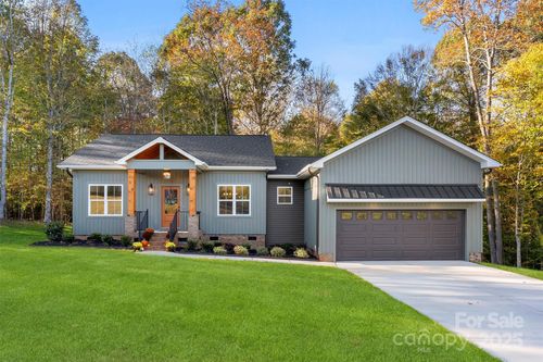 1026 Deer Creek Dr, Lincolnton, NC, 28092-6207 | Card Image