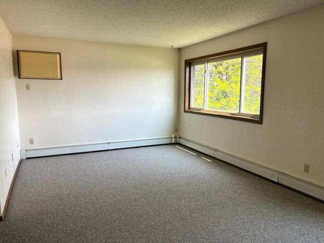 Living Room | Image 6
