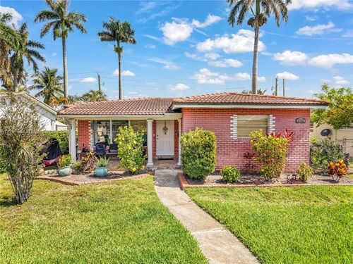 232 Se 6th St, Dania Beach, FL, 33004-4148 | Card Image