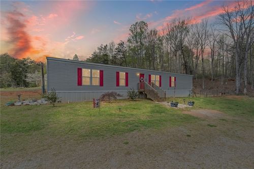 4724 Dacusville Hwy, Marietta, SC, 29661-9011 | Card Image