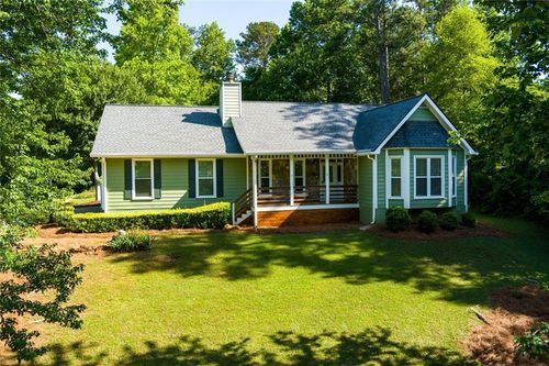 180 Hayes Cir, Rex, GA, 30273-1546 | Card Image