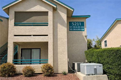 208-5211 Lindell Rd, Las Vegas, NV, 89118-5404 | Card Image
