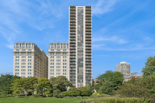 11s-2314 N Lincoln Park W, Chicago, IL, 60614-3453 | Card Image