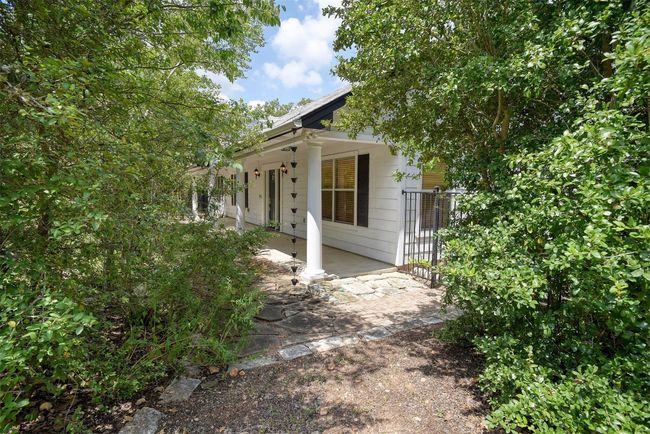 255 W Oak Loop, House other with 3 bedrooms, 2 bathrooms and null parking in Cedar Creek TX | Image 5