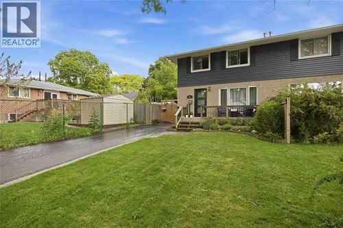 862 Montrose Street, Sarnia, ON, N7T5B7 | Card Image
