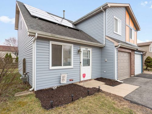 1807 Whitney Dr, Hanover Park, IL, 60133-5946 | Card Image