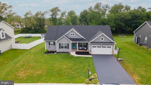 141 Oxford Blvd, NEW OXFORD, PA, 17350-9584 | Card Image