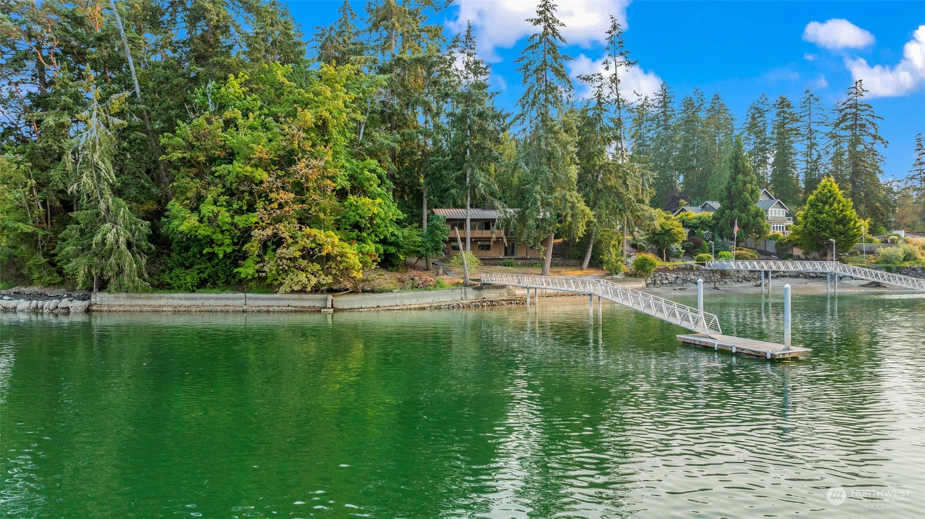 Plant Dr, Gig Harbor, WA 98335