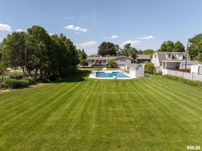 1419 3 Rd St, House other with 3 bedrooms, 4 bathrooms and null parking in Camanche IA | Image 54