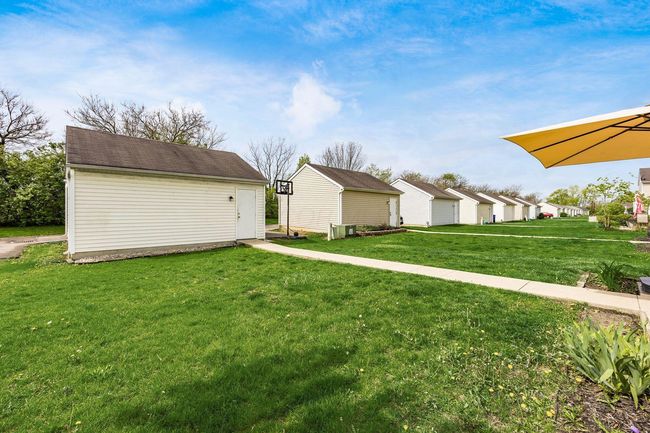 6045 Treaty Ln, Condo with 3 bedrooms, 3 bathrooms and null parking in Galloway OH | Image 26