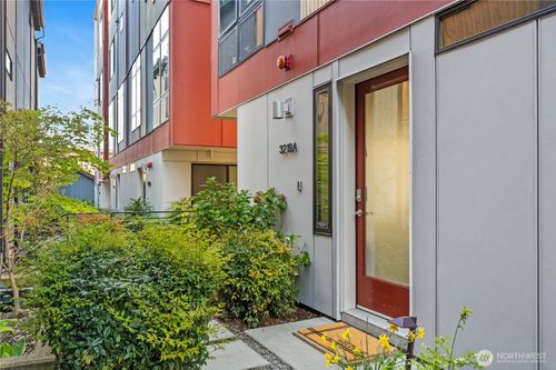 a-3219 California Ave Sw, Seattle, WA, 98116-3304 | Card Image