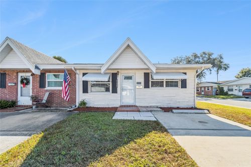 12-5122 Iris Dr N, Pinellas Park, FL, 33782-3534 | Card Image