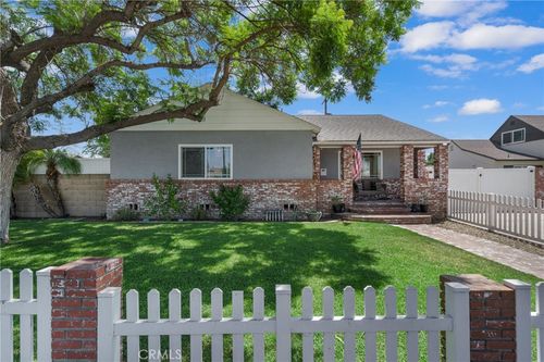 8494 Portulaca Way, Buena Park, CA, 90620-2044 | Card Image