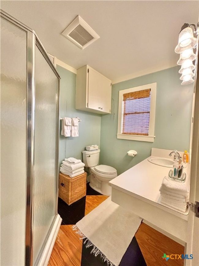1007 N Washington St, House other with 3 bedrooms, 3 bathrooms and null parking in Port O Connor TX | Image 34