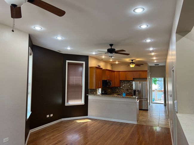 5722 S Aberdeen St, Home with 6 bedrooms, 3 bathrooms and null parking in Chicago IL | Image 12