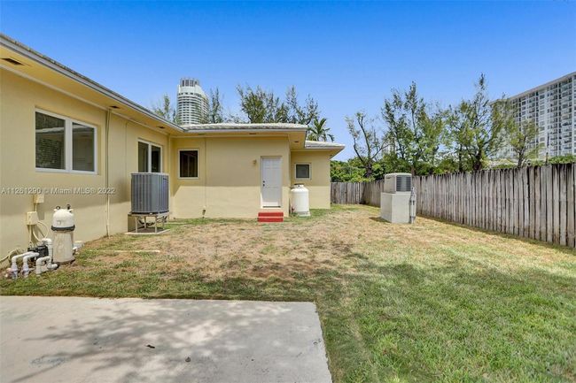 4340 Pine Tree Dr, House other with 5 bedrooms, 5 bathrooms and null parking in Miami Beach FL | Image 24
