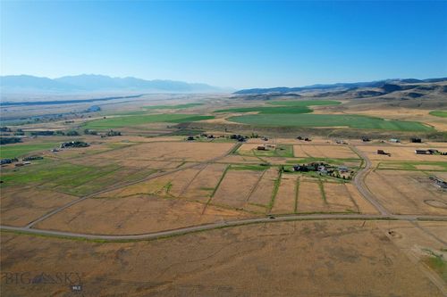 9 Shining Mountains 2, Ennis, MT, 59729 | Card Image