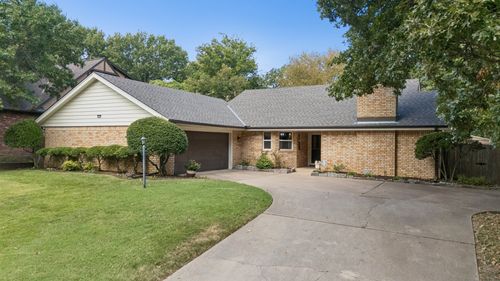 5839 E 78th Pl, Tulsa, OK, 74136-8439 | Card Image