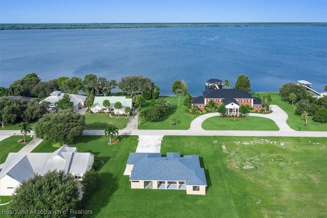 733 Sunset Pointe Dr, House other with 4 bedrooms, 2 bathrooms and null parking in Lake Placid FL | Image 25