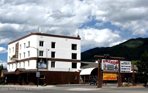 355 S Washington St, Afton, WY, 83110-5106 | Card Image