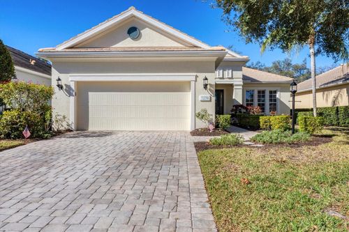 7270 Lismore Ct, LAKEWOOD RANCH, FL, 34202-7936 | Card Image