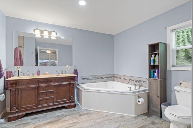902 Union St, House other with 3 bedrooms, 2 bathrooms and null parking in Glasgow MO | Image 23