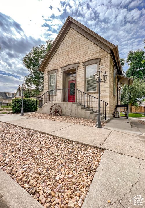 38 Center St, Ephraim, UT, 84627-1319 | Card Image
