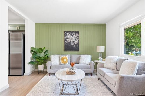 383 S Robb Way, Lakewood, CO, 80226-2549 | Card Image