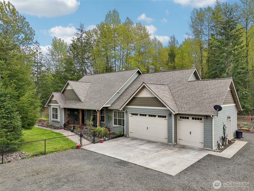 230 Riley Ct, Toutle, WA, 98649-4401 | Card Image