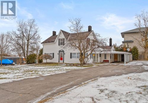 1065 Gore St, Bridgenorth, ON, K0L1H0 | Card Image