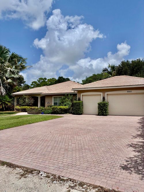 6937 Monmouth Rd, West Palm Beach, FL, 33413-3472 | Card Image
