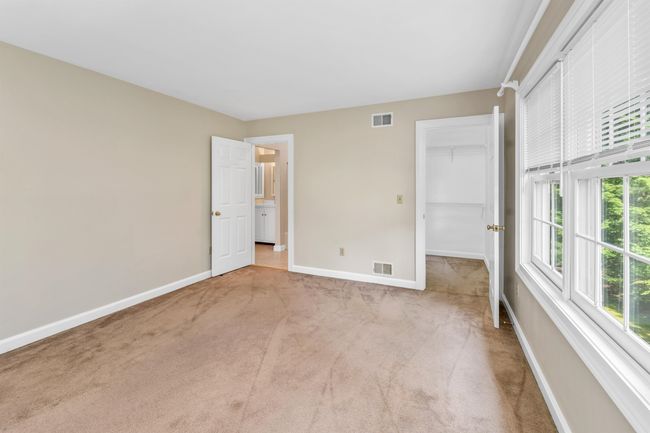 9 Peninsula Dr, Condo with 2 bedrooms, 3 bathrooms and null parking in Stratham NH | Image 32