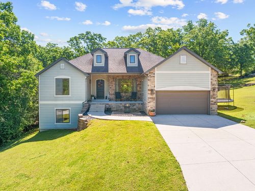 120 Red Cedar Ave, Branson, MO, 65616-9849 | Card Image