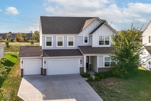 2646 Grassy Branch Dr, Whitestown, IN, 46075-0267 | Card Image