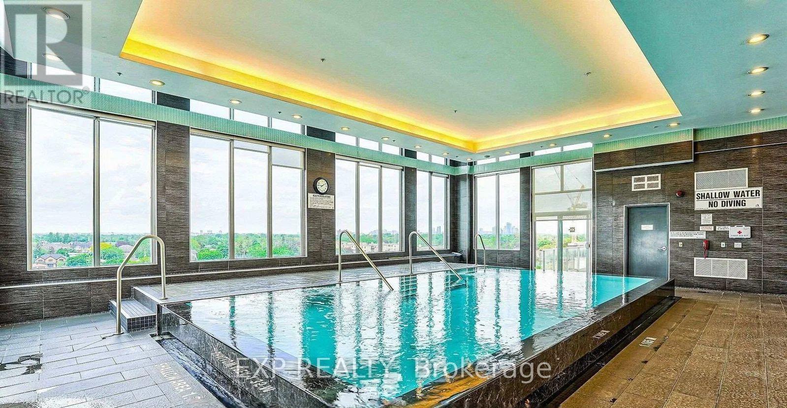 Residential in Toronto (Clanton Park) 2