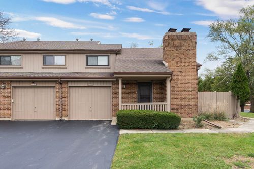 unit-d-136 Mohawk Trl, Lake Zurich, IL, 60047-3214 | Card Image