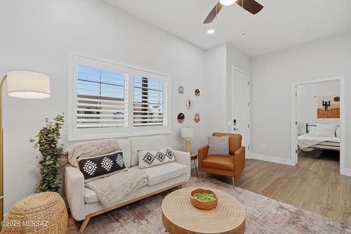 201-2022 E River Road, Tucson, AZ, 85718 | Card Image