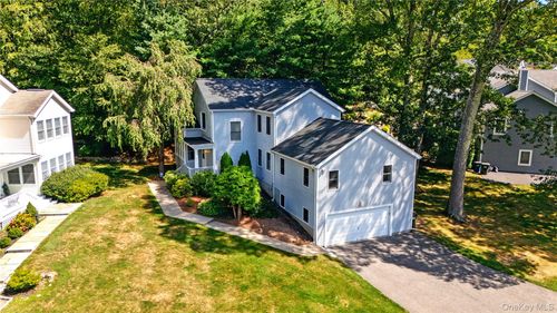 11 Nottingham Way, Mahopac, NY, 10541-3775 | Card Image