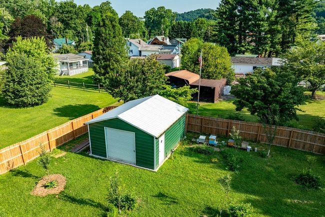 461 S Shady Ave, House other with 3 bedrooms, 3 bathrooms and null parking in Damascus VA | Image 25