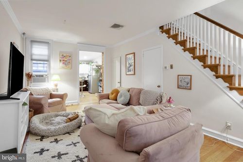 412 Greenwich St, PHILADELPHIA, PA, 19147-6523 | Card Image