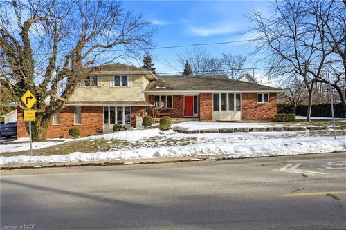3570 Rittenhouse Rd, Vineland, ON, L0R2C0 | Card Image
