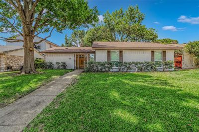 1702 Glouchester Drive, House other with 3 bedrooms, 2 bathrooms and null parking in Garland TX | Image 1