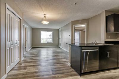 123 - 195 Kincora Glen Rd Nw, Condo with 2 bedrooms, 2 bathrooms and 1 parking in Calgary AB | Image 2