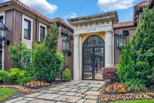 123-5926 Sandhurst Ln, Dallas, TX, 75206-4748 | Card Image